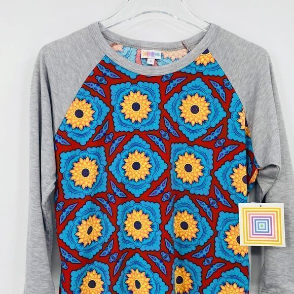 NEW Lularoe Size Small 3/4 Sleeve Abstract Geometric Randy Crewneck Shirt Top - Picture 2 of 7
